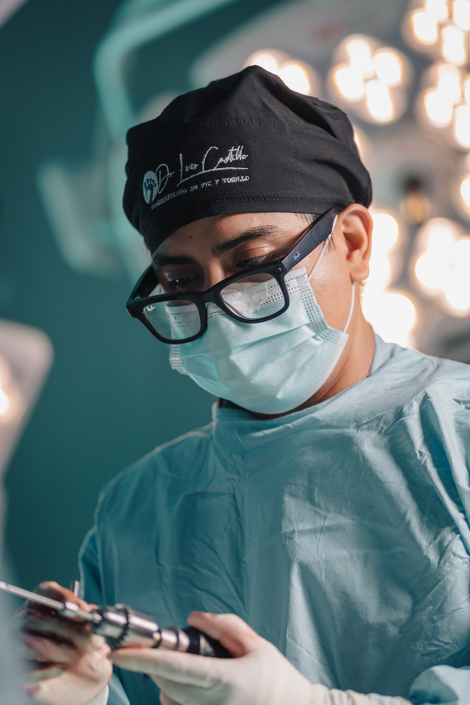 Dr. Luis Castillo Pieytobillo — Especialista en Pie y Tobillo